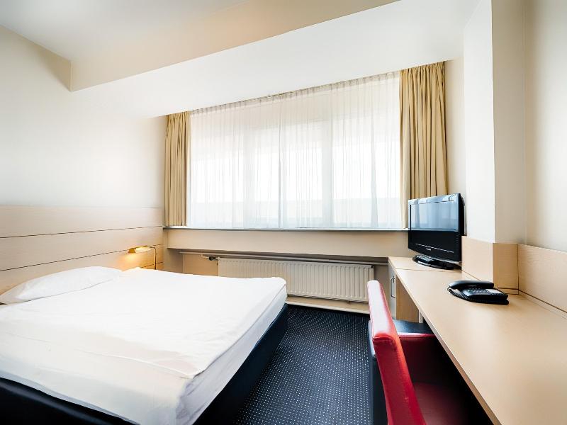 enjoy Hotel am Studio image