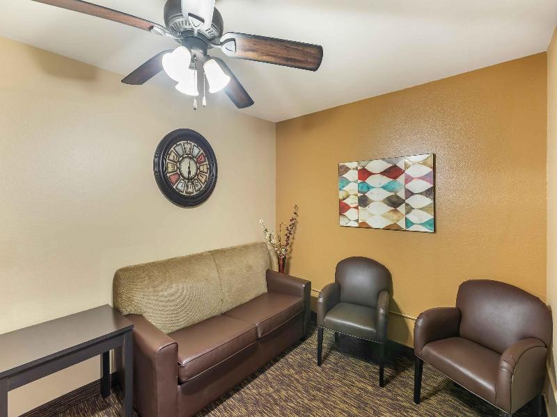 Extended Stay America - Milwaukee - Brookfield image