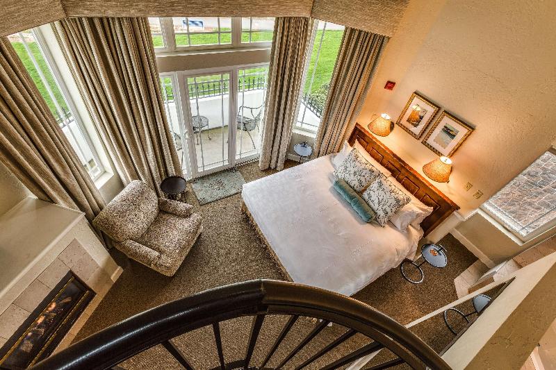 Hotel Bellwether image