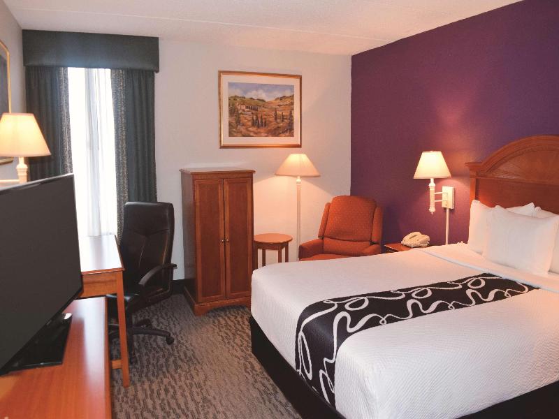 DOUBLE Accessible-Queen Size Bed