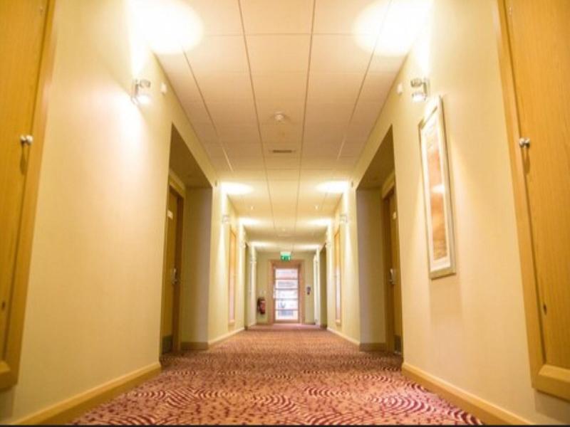 Curran Court Hotel