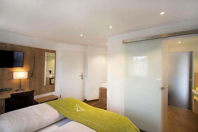 Alp Inn image