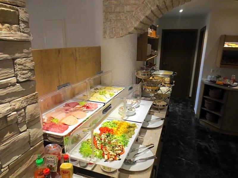 Alp Inn image