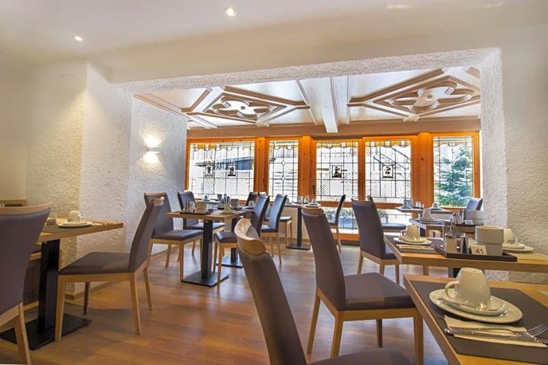 Alp Inn image