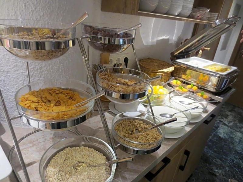 Alp Inn image
