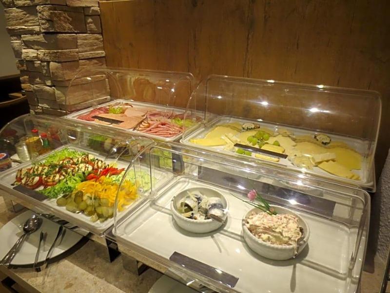 Alp Inn image