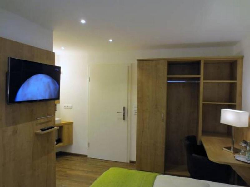 Alp Inn image