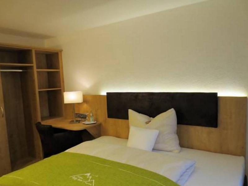 Alp Inn image
