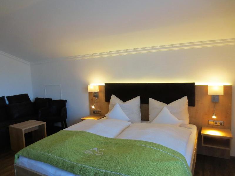 Alp Inn image