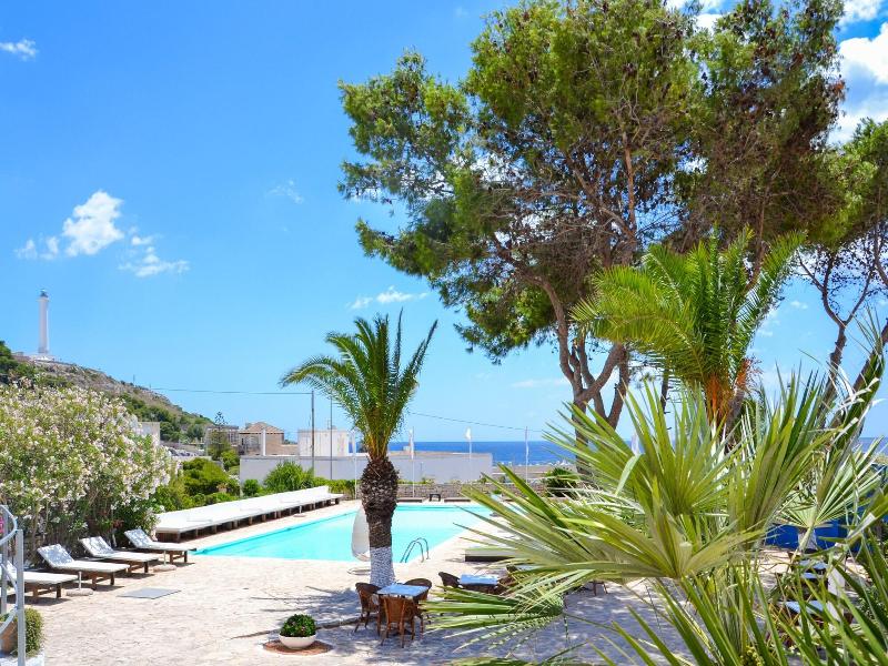 L'Approdo image