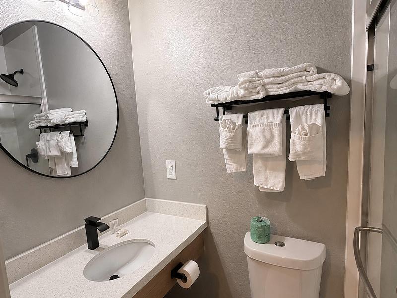 Super 8 by Wyndham Brenham TX image