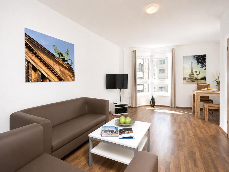 Apartments am Brandenburger Tor image