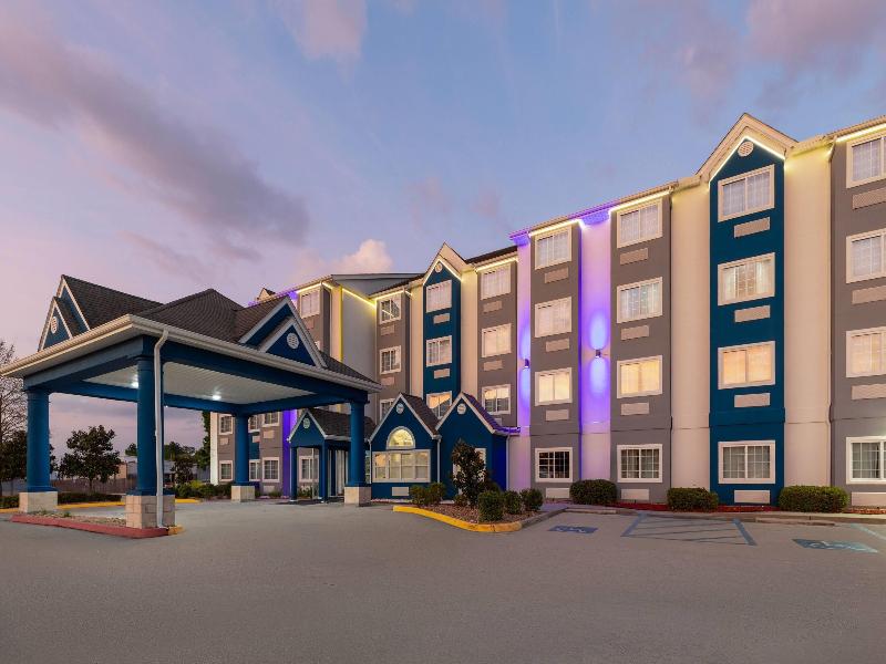 Microtel Inn & Suites By Wyndham Baton Rouge Airp — exterior view