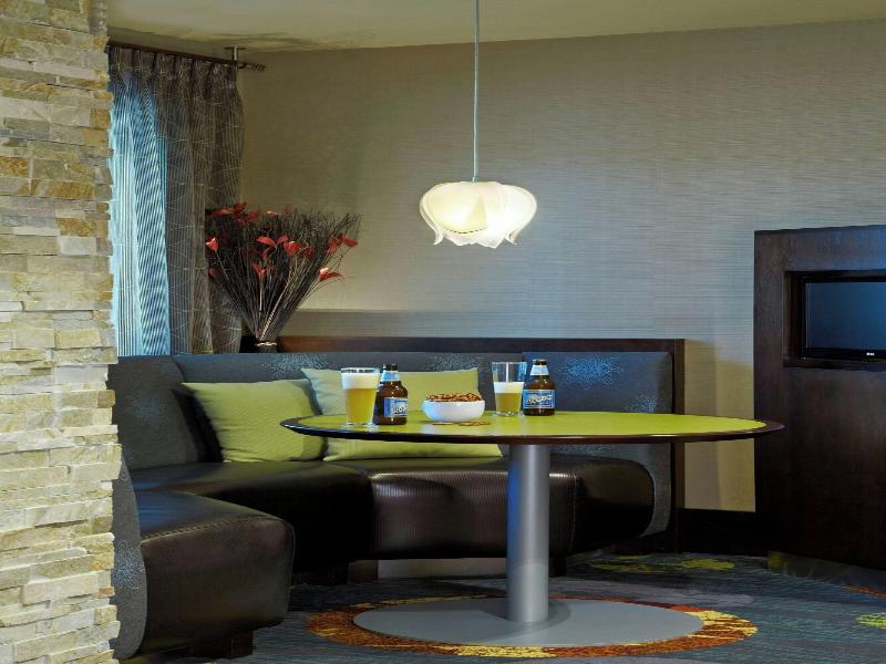 Courtyard by Marriott Buffalo Amherst/University image