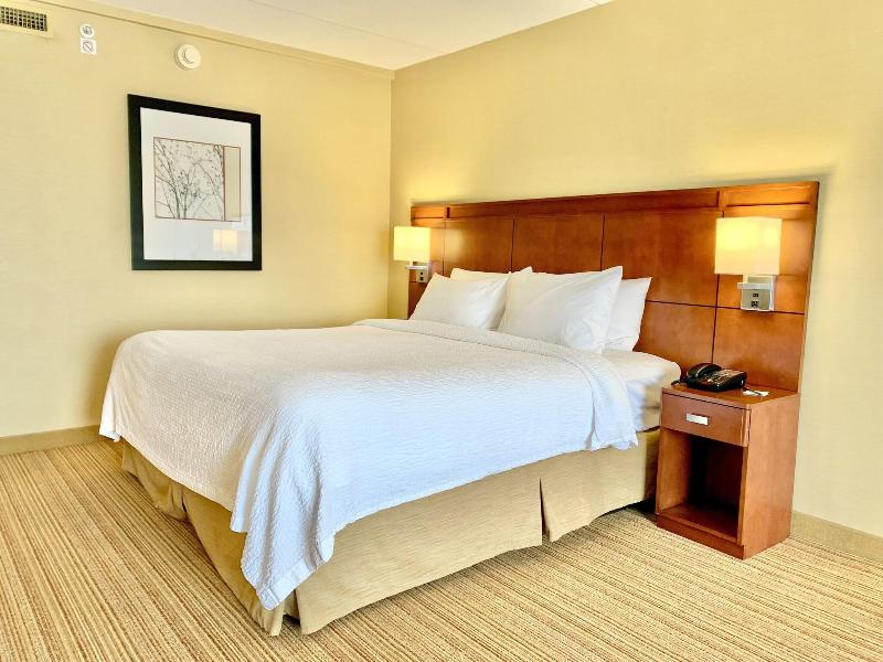 Courtyard by Marriott Buffalo Amherst/University image