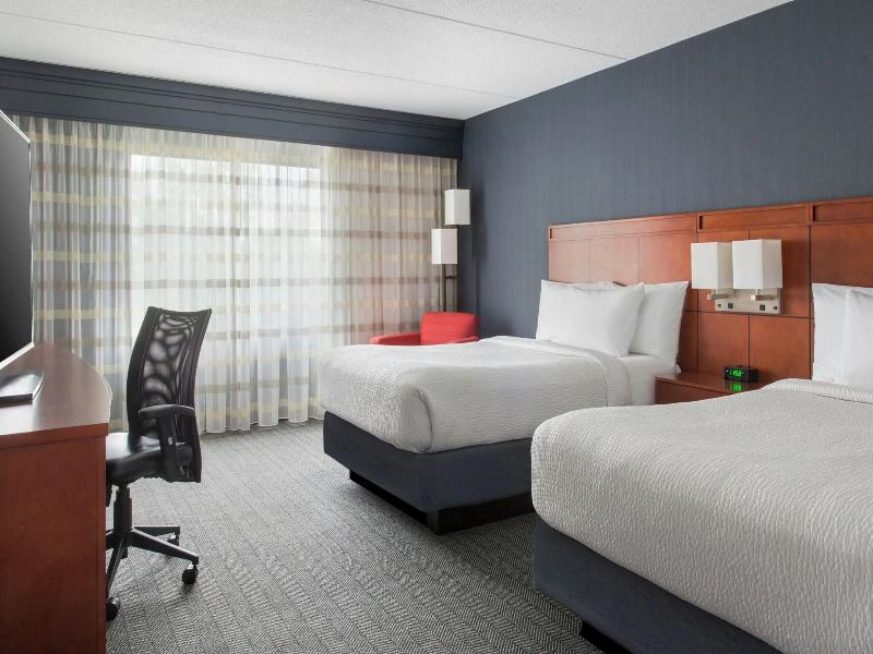 Courtyard by Marriott Buffalo Amherst/University image