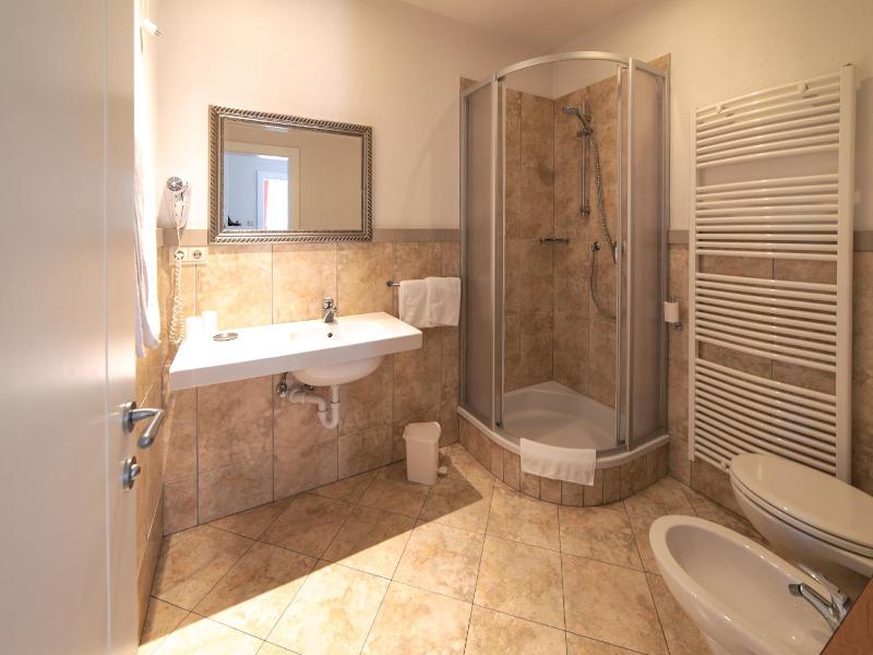 Waldquell Appartements image