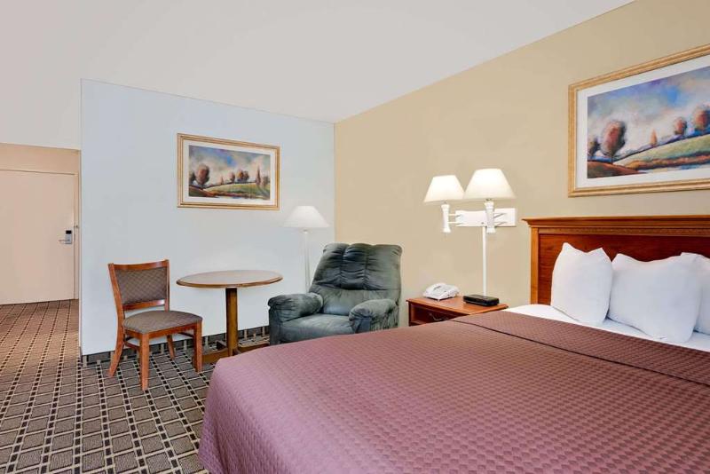 Days Inn by Wyndham Brookings image