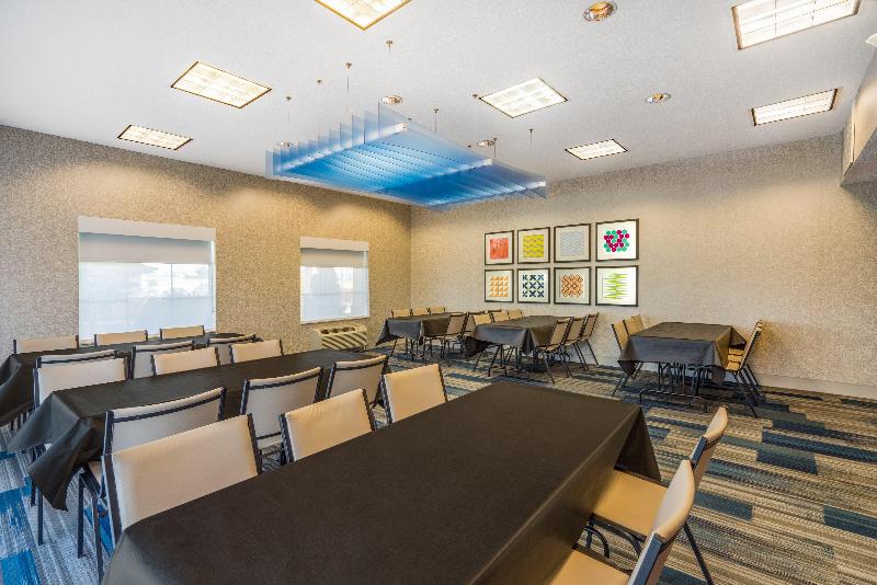 Holiday Inn Express Bloomsburg image