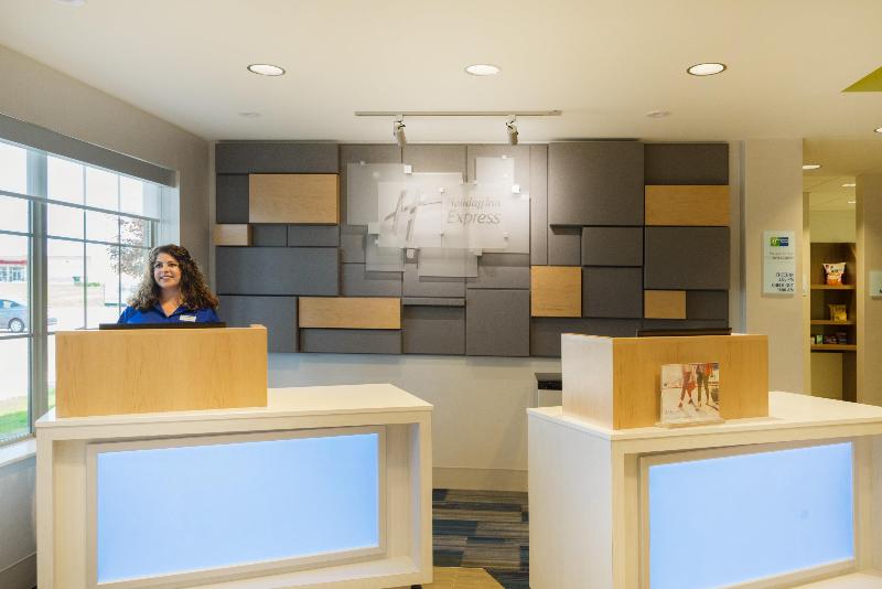 Holiday Inn Express Bloomsburg image