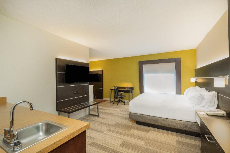 Holiday Inn Express Bloomsburg image