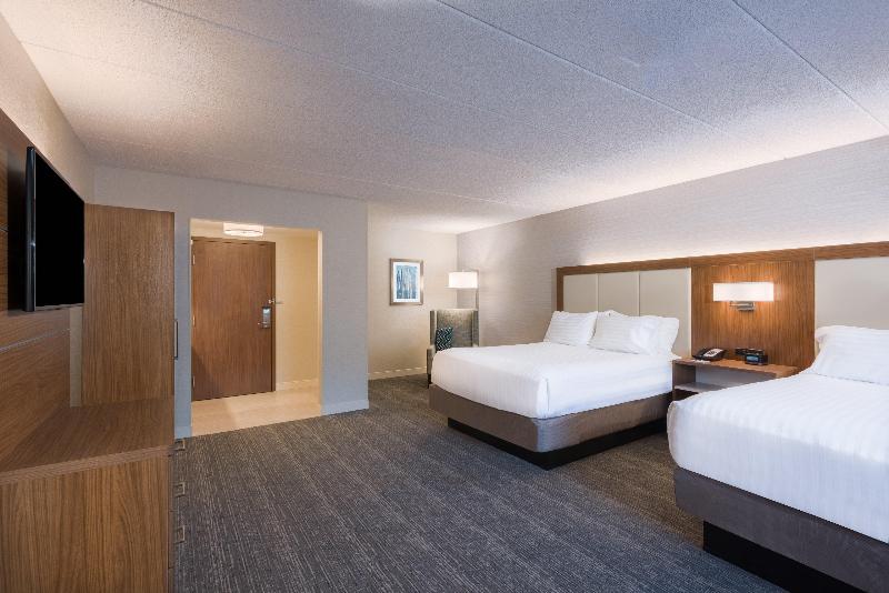 Holiday Inn Express Boston-Waltham By IHG photo 17