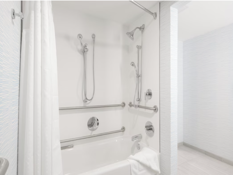 Holiday Inn Express Boston-Waltham By IHG image