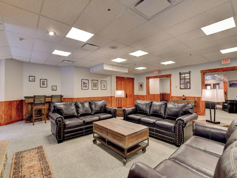 Wedgewood Lodge image