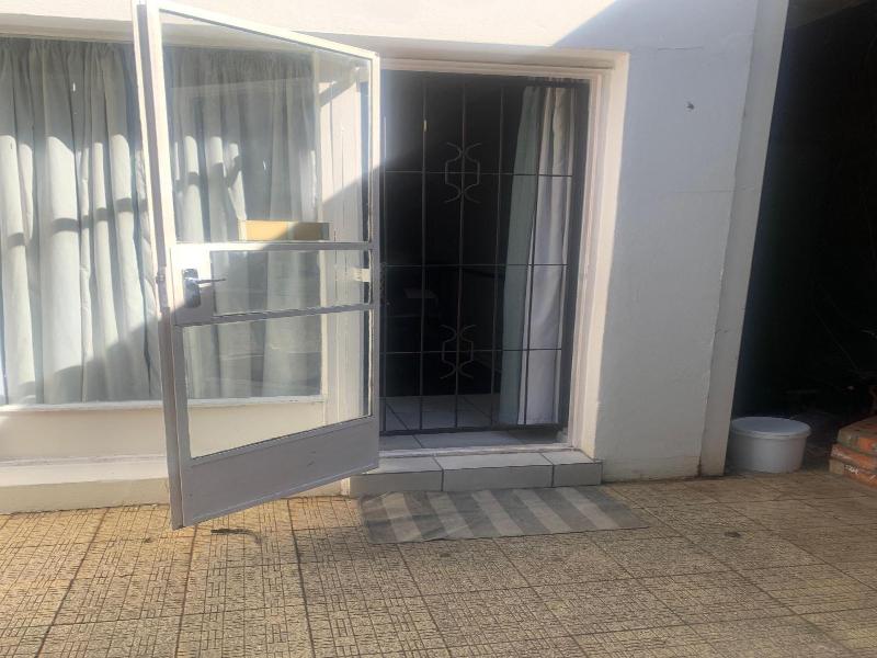 B&B at Bloem image