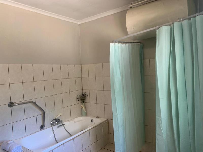 B&B at Bloem image