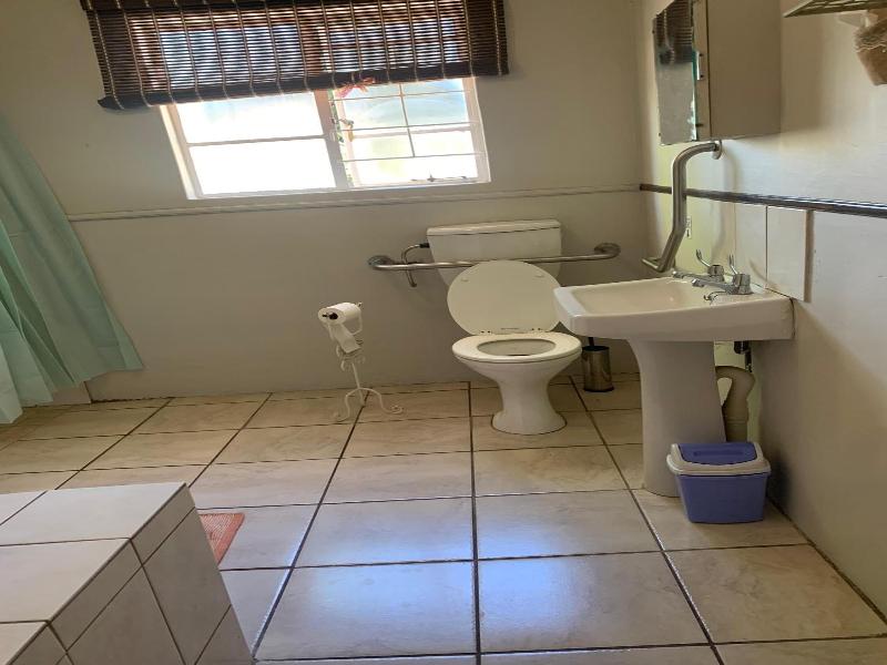 B&B at Bloem image