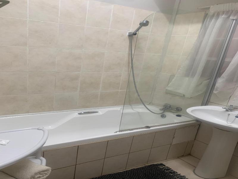 B&B at Bloem image