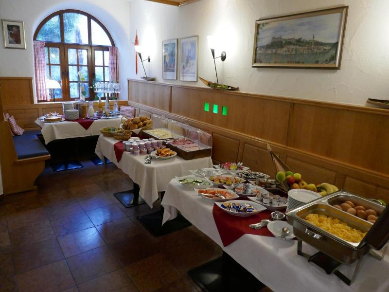 Bayerischer Hof image