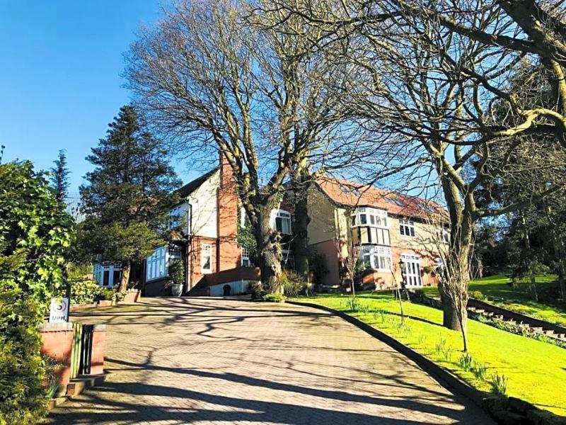 Grimscote Manor Hotel image
