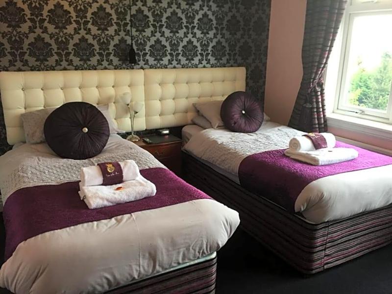 Grimscote Manor Hotel image