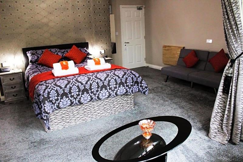 Grimscote Manor Hotel image