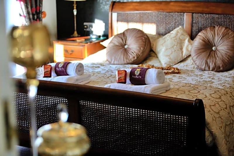 Grimscote Manor Hotel image