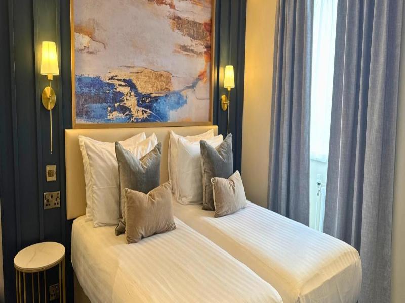 The Trouville image