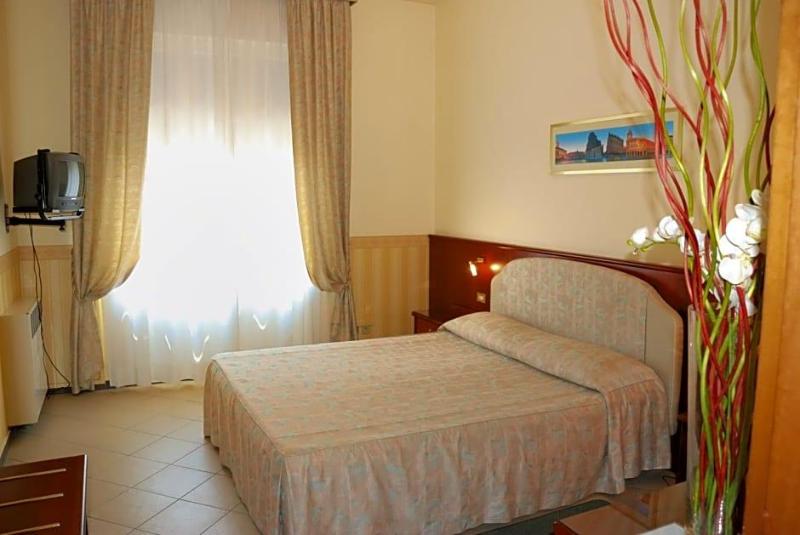 Hotel Olimpic image