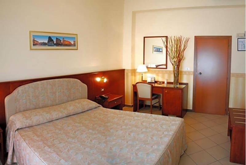 Hotel Olimpic image