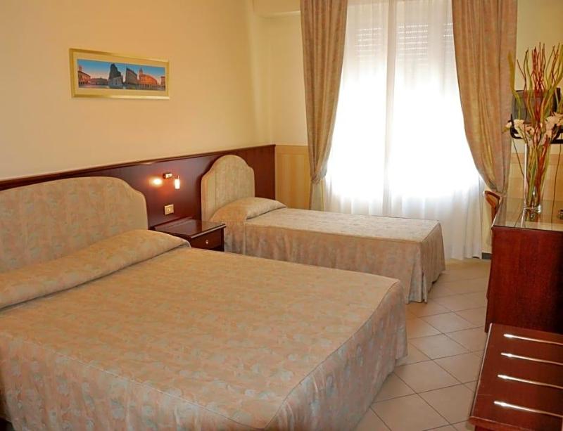 Hotel Olimpic image