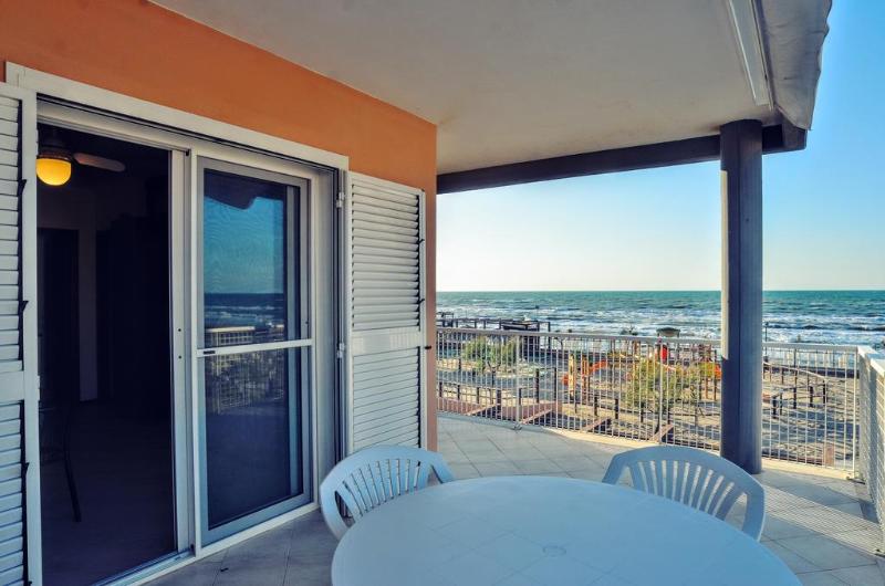 Blue Marine Villaggio image