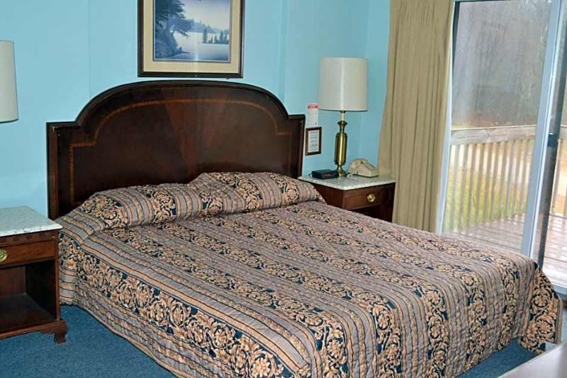 Parker's Motel image