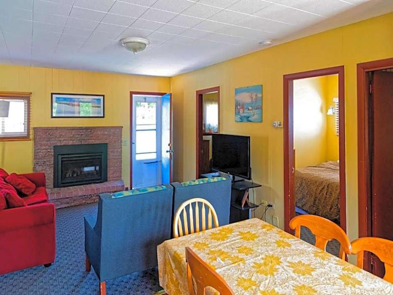 Parker's Motel image