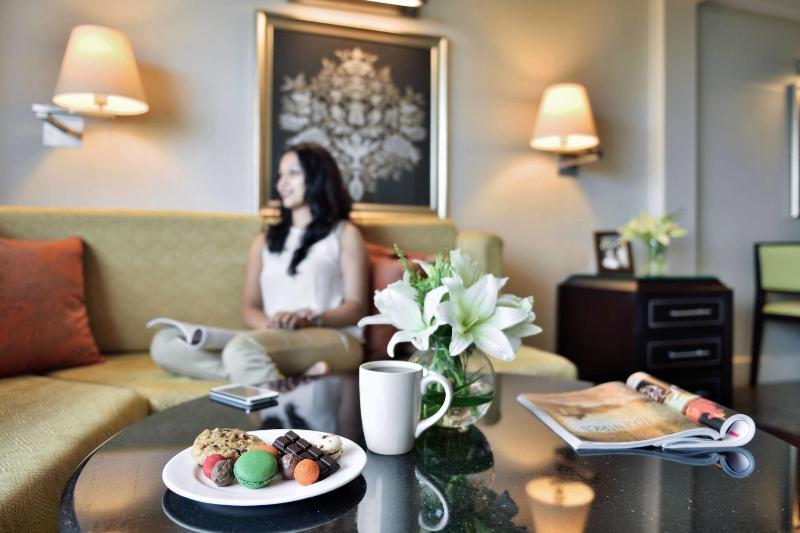 Lakeside Chalet, Mumbai - Marriott Executive Apt