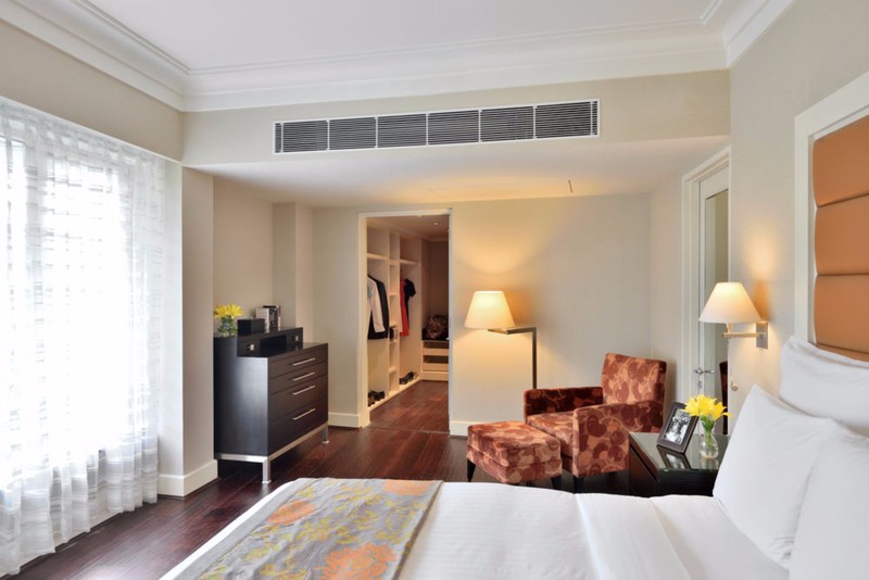 Lakeside Chalet, Mumbai - Marriott Executive Apt