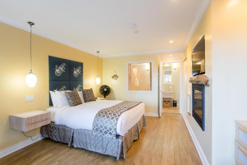 Rockwater Secret Cove Resort image