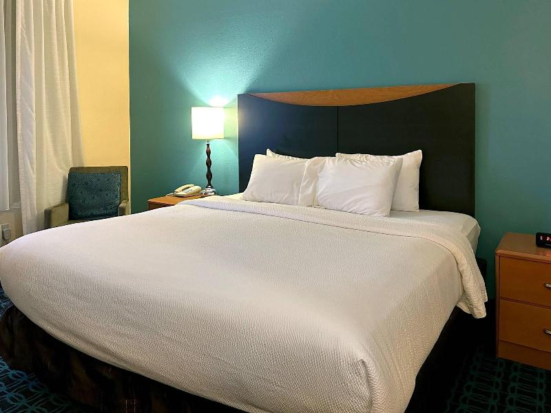 Fairfield Inn Bismarck/South image