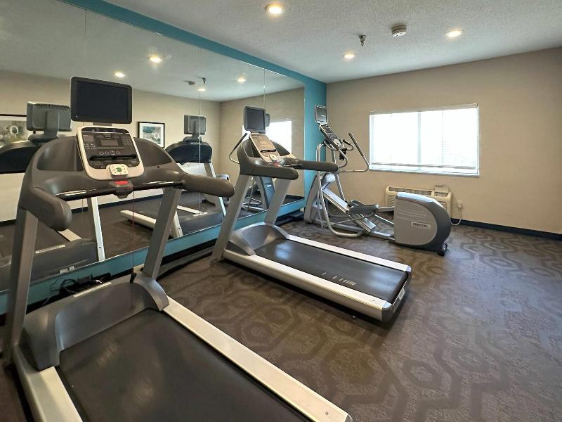 Fairfield Inn Bismarck/South image