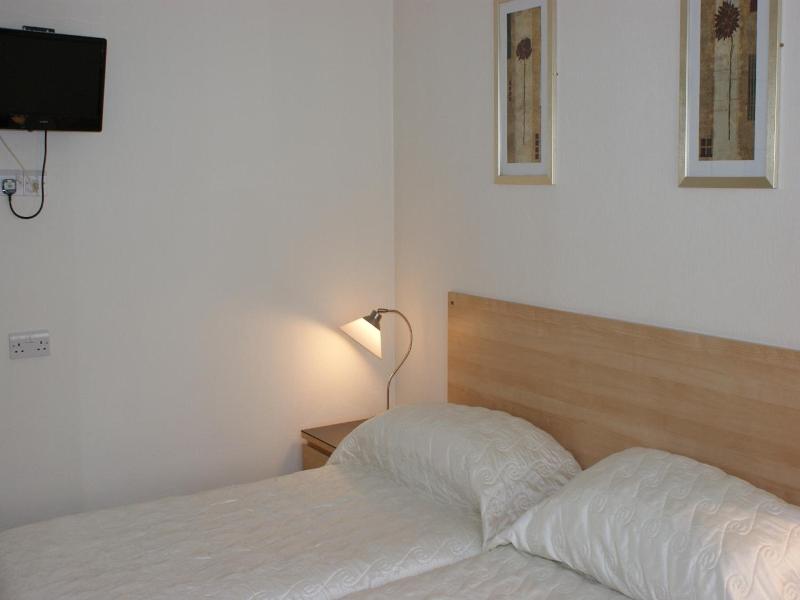 Beachcomber image